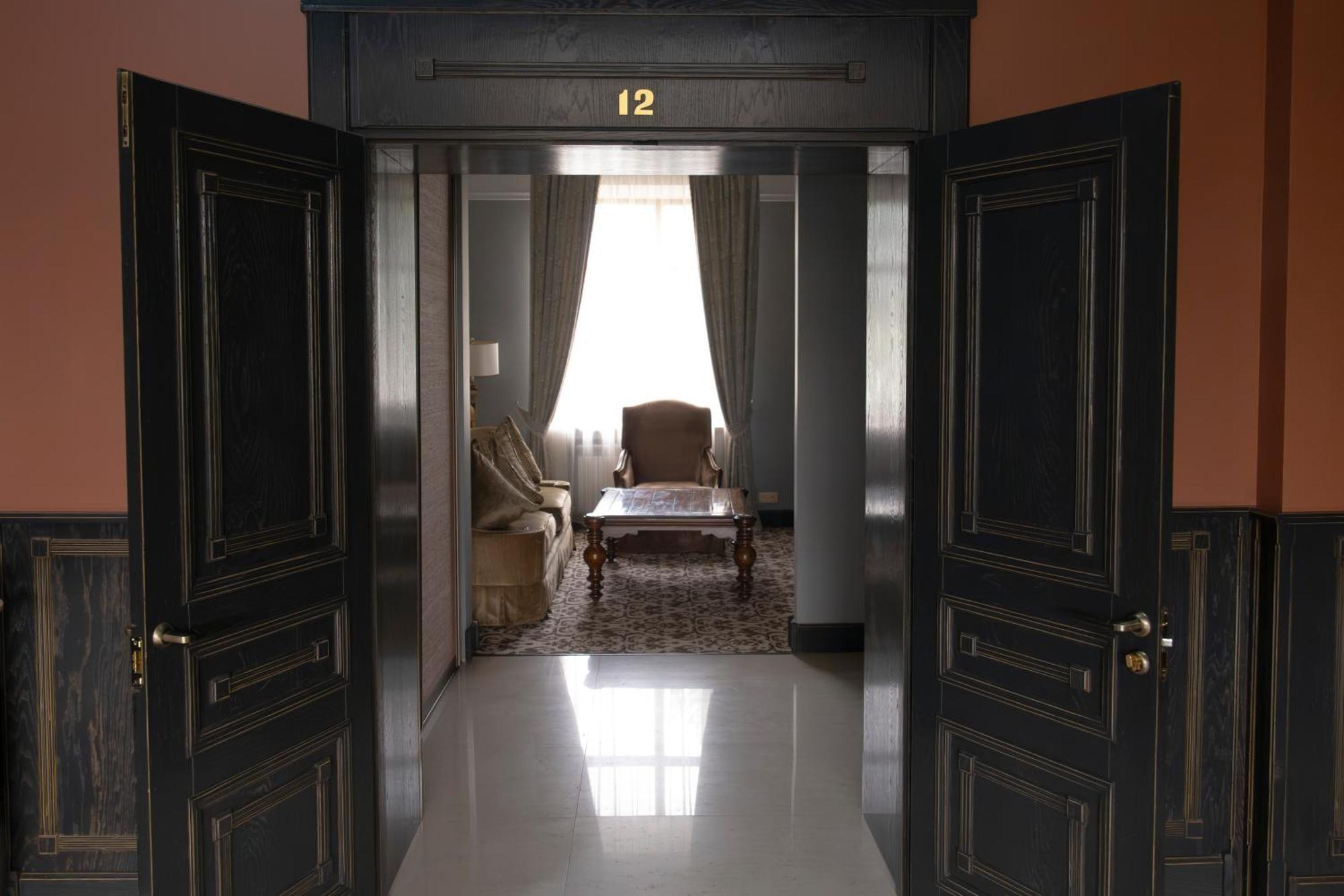 Plaza Hotel Kokczetaw Zewnętrze zdjęcie