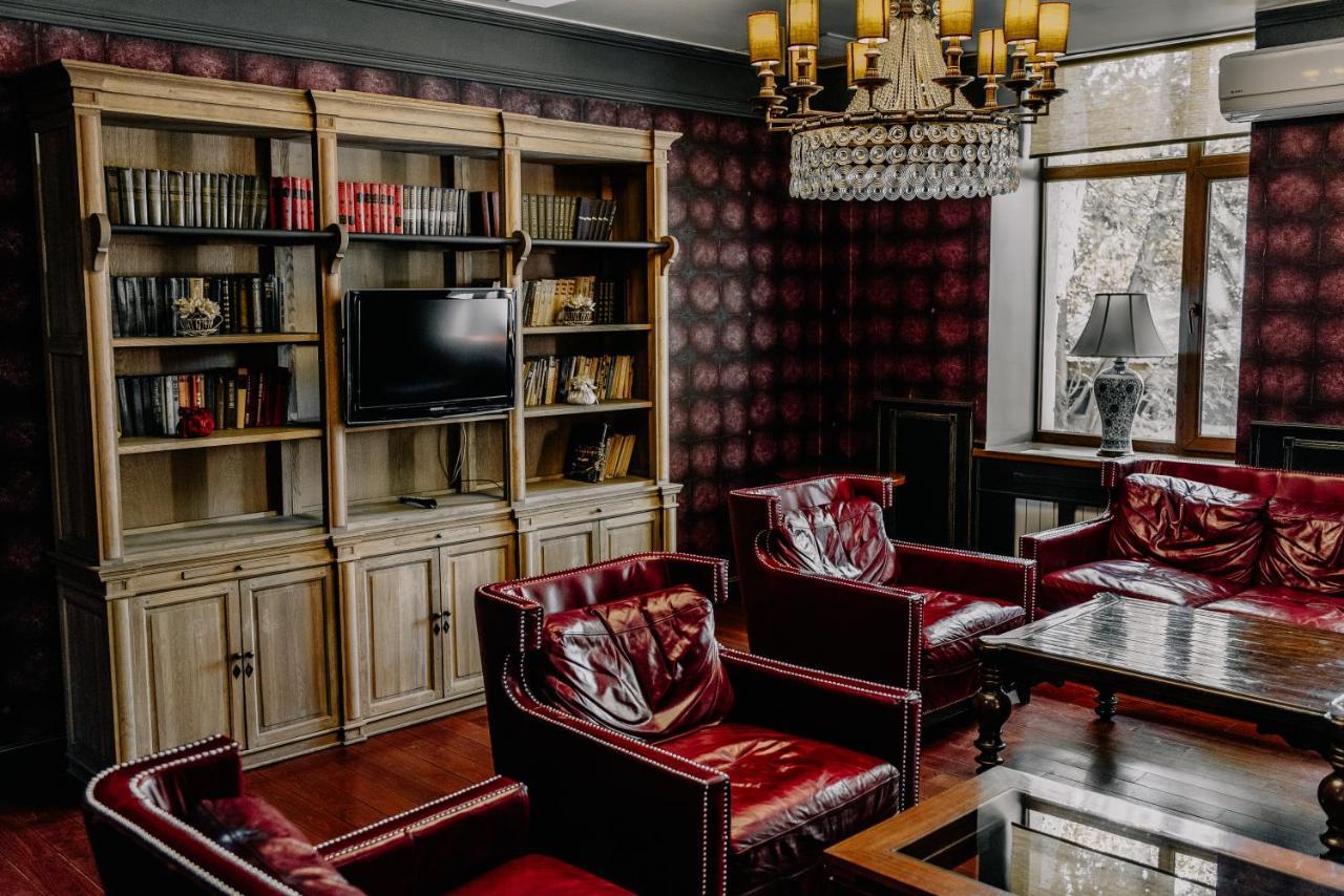 Plaza Hotel Kokczetaw Zewnętrze zdjęcie